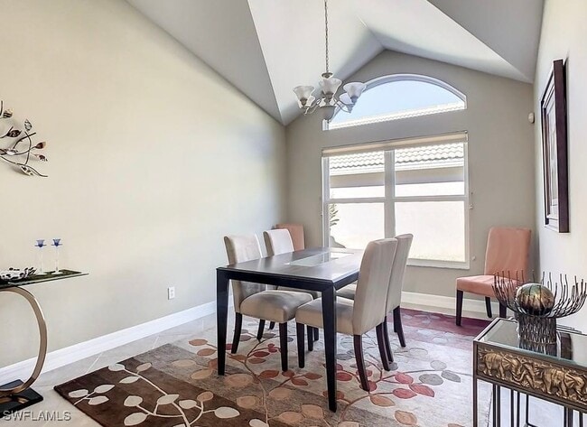 Building Photo - 2025 Painted Palm Dr