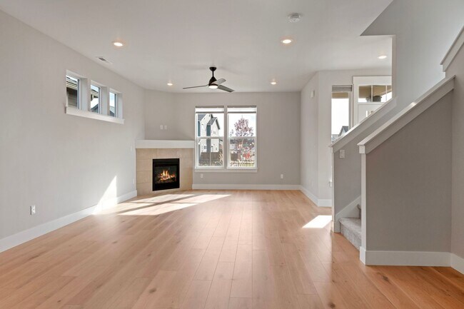 Foto del edificio - 20852 SE Denver Dr