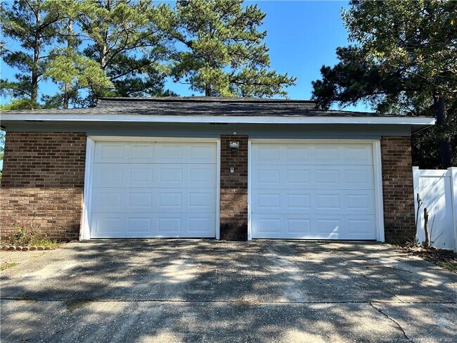 Foto del edificio - 5921 Lake Terrace Ct