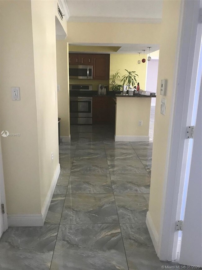 Foto del edificio - 5077 NW 7th St