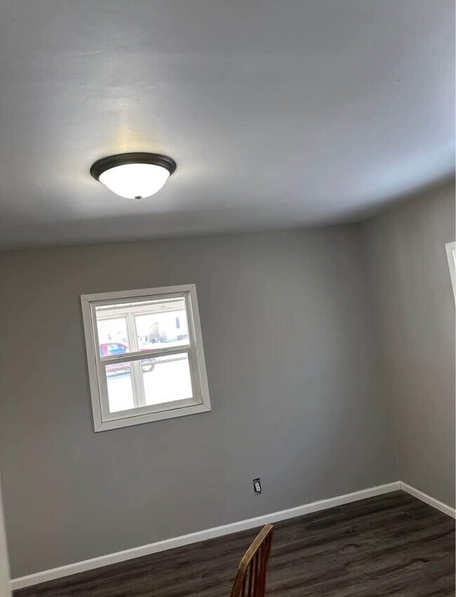 Foto del edificio - 706 Saratoga Ave