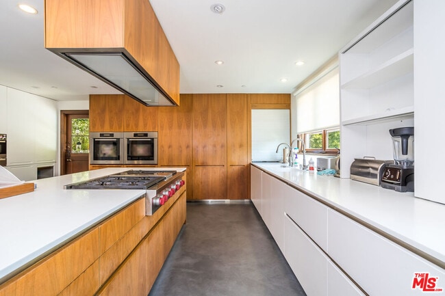 Foto del edificio - 604 Alta Dr