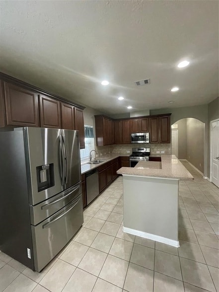 Building Photo - 24430 Haywards Crossing Ln