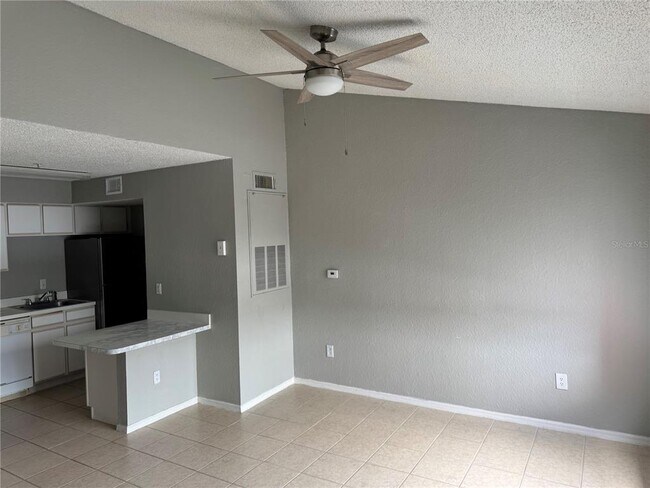 Building Photo - 2216 Grand Cayman Ct