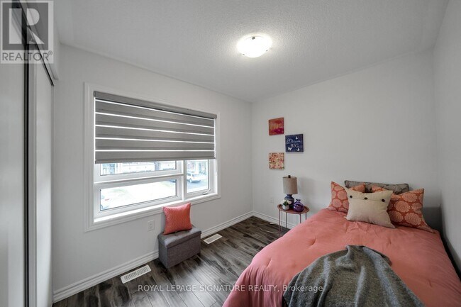 Building Photo - 21 Lockyer Dr
