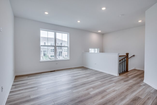 Building Photo - 14934 S McCarthy Cir