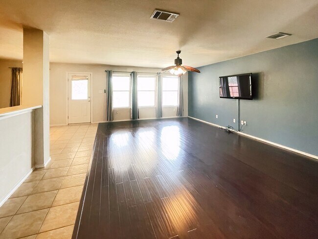 living room - 577 Quarter Ave