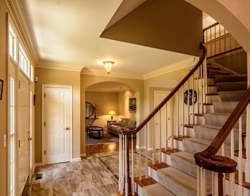 Building Photo - 27 Wachusett View Dr