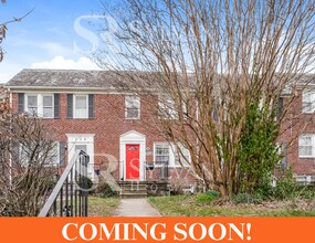 Building Photo - 710 Braeside Rd