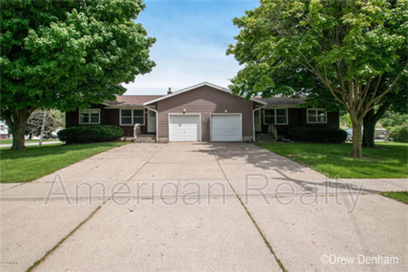 5494 Eastern Ave SE, Kentwood, MI 49508 Condo for Rent in Kentwood