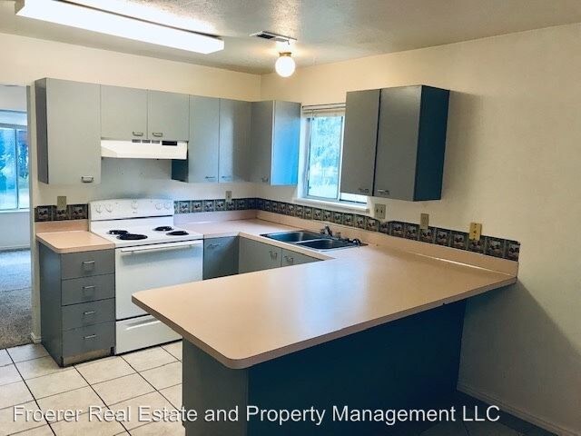 Building Photo - 773 W 640 S
