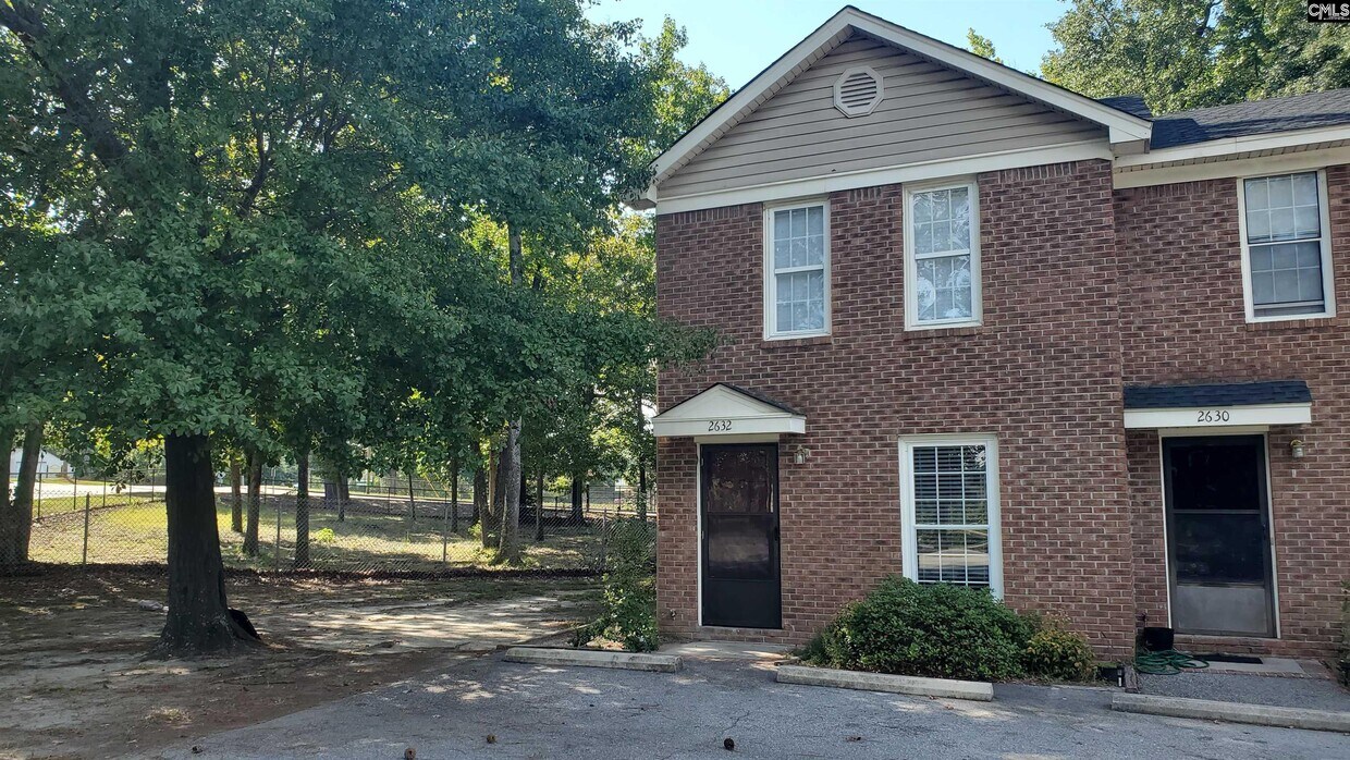 Primary Photo - 2632 Seminole Rd