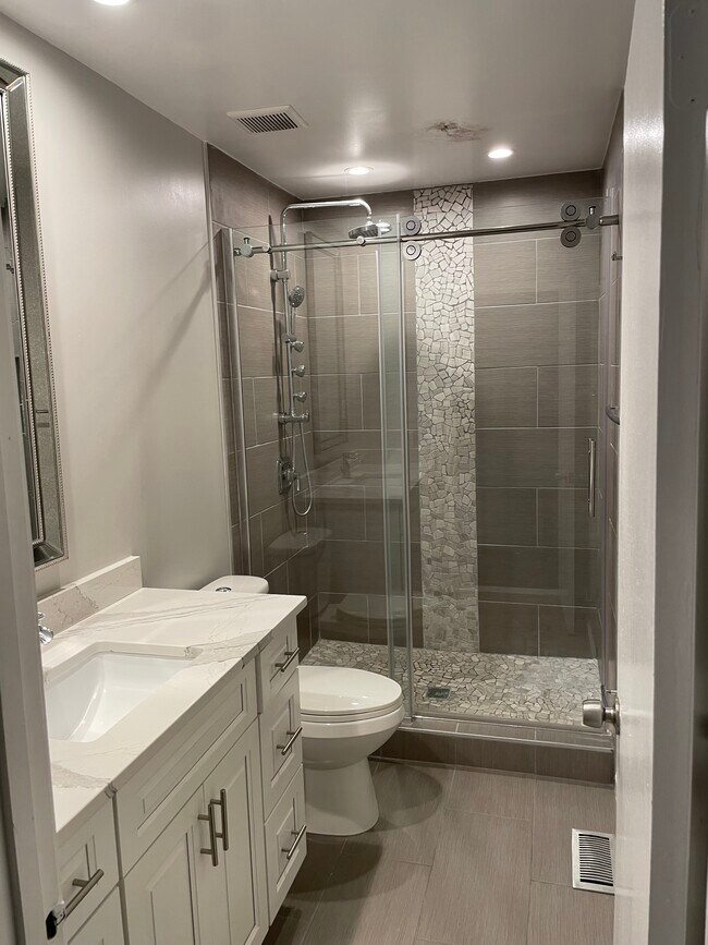 11613 Hunters Green Ct, Reston, VA 20191 Townhome Rentals in Reston