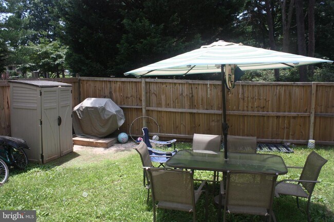 Foto del edificio - 14708 Yearling Terrace