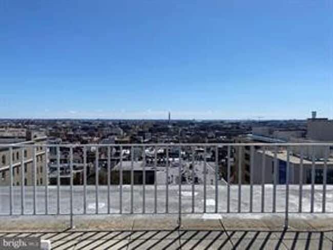 Foto del edificio - Kalorama Neighborhood Studio Apartment for Rent W/Stacked Washer & Dryer In Unit, Bike Storage, &...