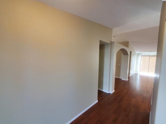 Foto del edificio - 5311 Jackson Ln