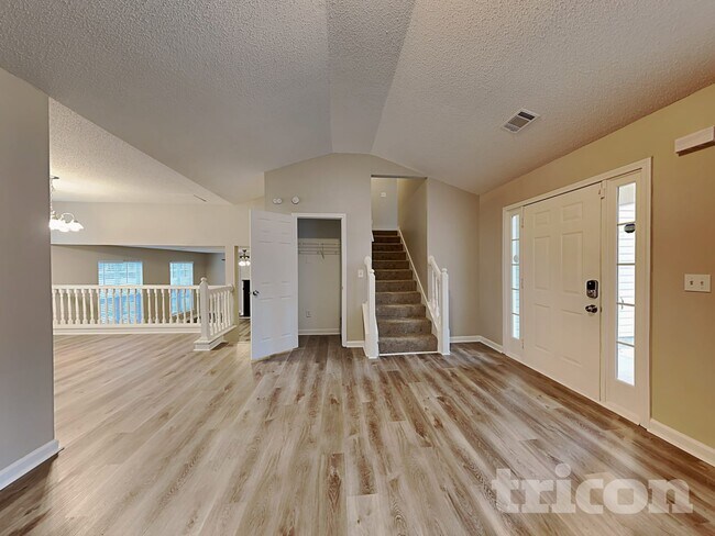 Foto del edificio - 6010 Waggoner Ct