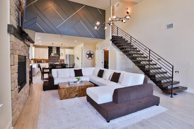 Foto del edificio - 2203 Thornton Rd