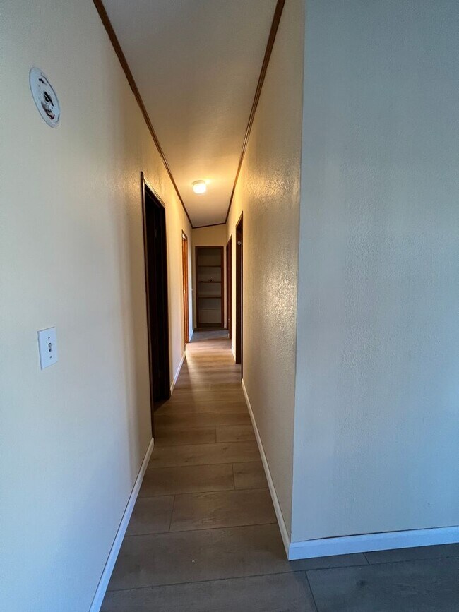 Foto del edificio - Country living close to town on 1 acre!