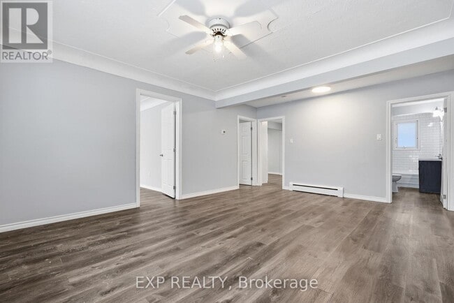 Building Photo - 104 South Street E