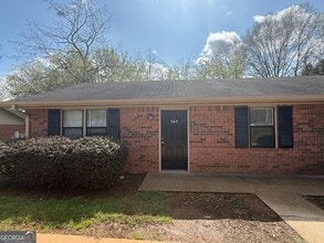 Building Photo - 265 Vincent Dr