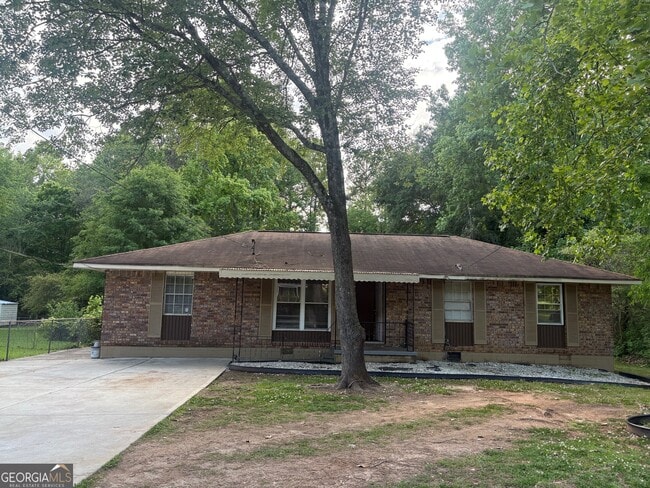 Building Photo - 8145 Attleboro Dr