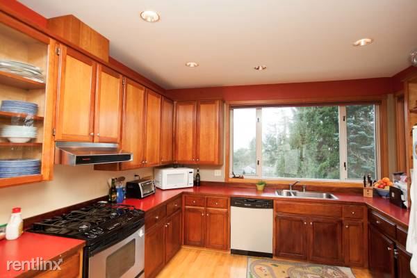 Foto del edificio - 5041 112th Ave NE