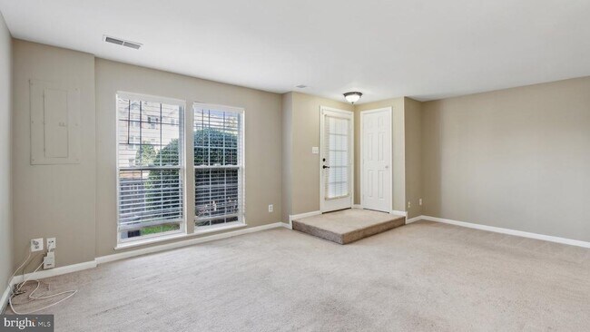 Foto del edificio - 9304 Witch Hazel Way