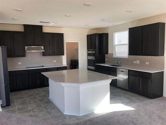 Foto del edificio - 100 Passiflora Dr