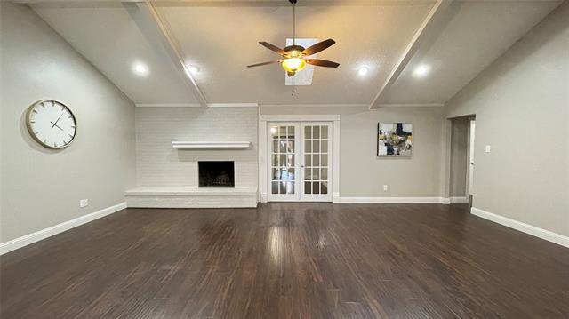 Foto del edificio - 2103 Castle Oaks Dr