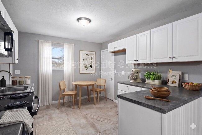 Foto del edificio - 50 Lynn Meadows Ln
