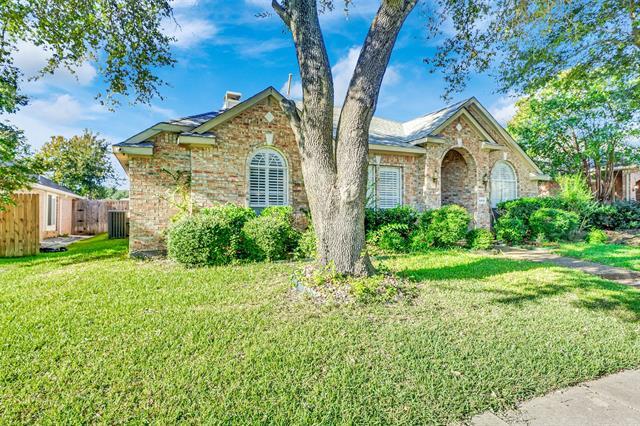 Foto del edificio - 5409 Deer Brook Rd