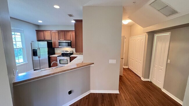 Foto del edificio - FABULOUS 3 Bedroom, 2.5 Bathroom in Apopka!