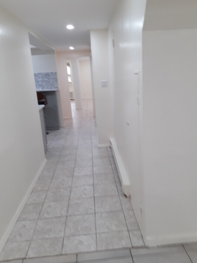 Foto del edificio - 1224 E 55th St