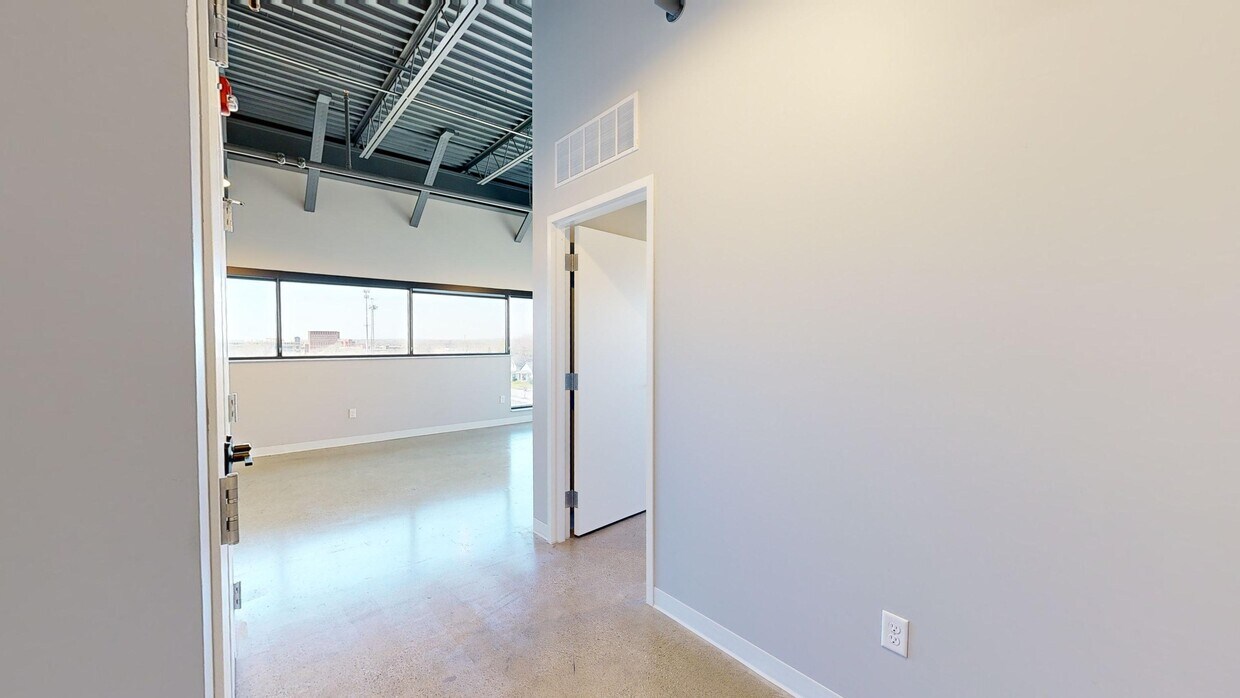 Photo - The Hill Apartments