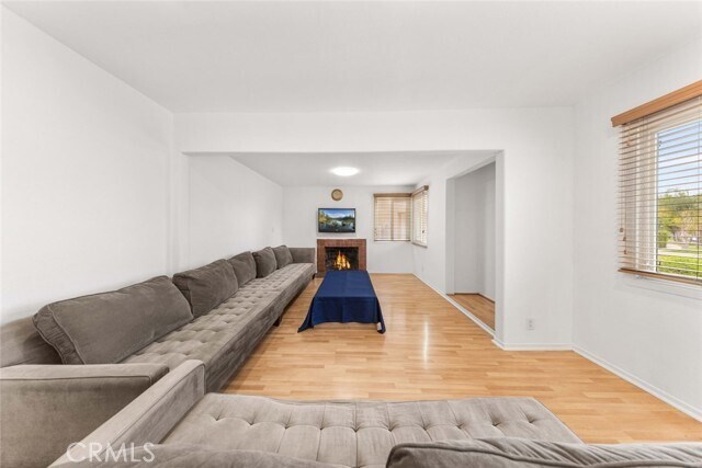 Foto del edificio - 12329 Burton St