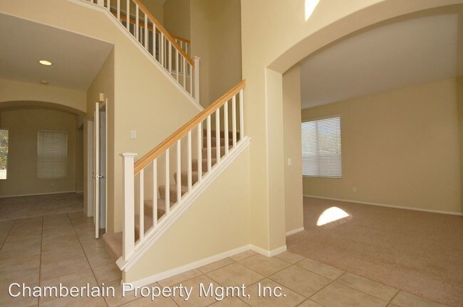 Building Photo - 5 br, 3.5 bath House - 1258 Plum Tree Rd