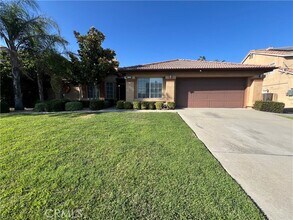 Building Photo - 2664 W La Morada Dr