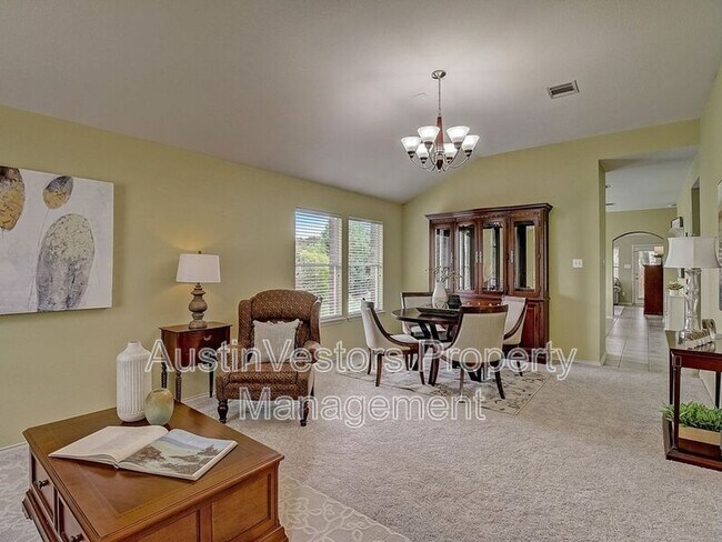 Building Photo - 8140 Osborne Dr