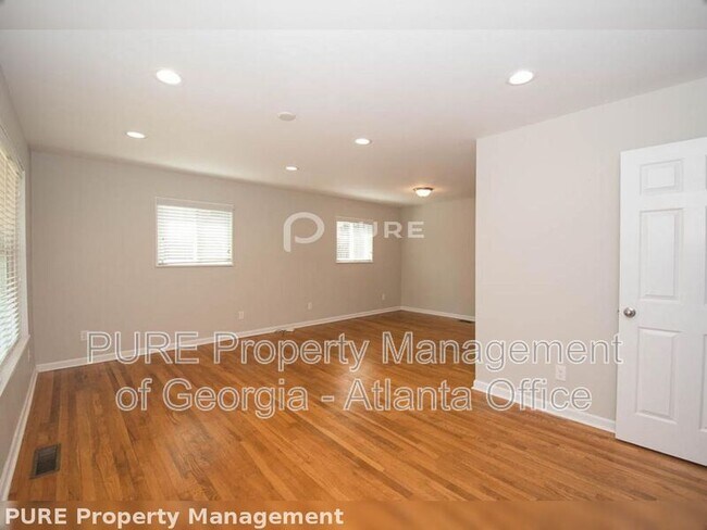 Foto del edificio - 439 Chester St SE