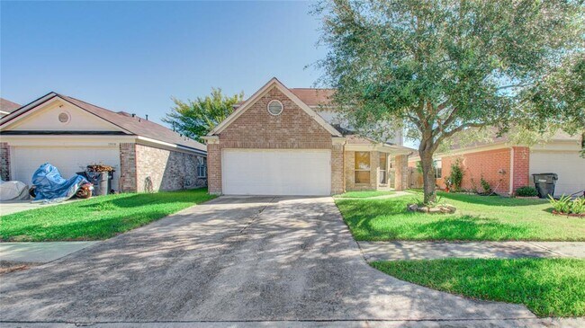 Building Photo - 15926 Pin Oak Ridge St