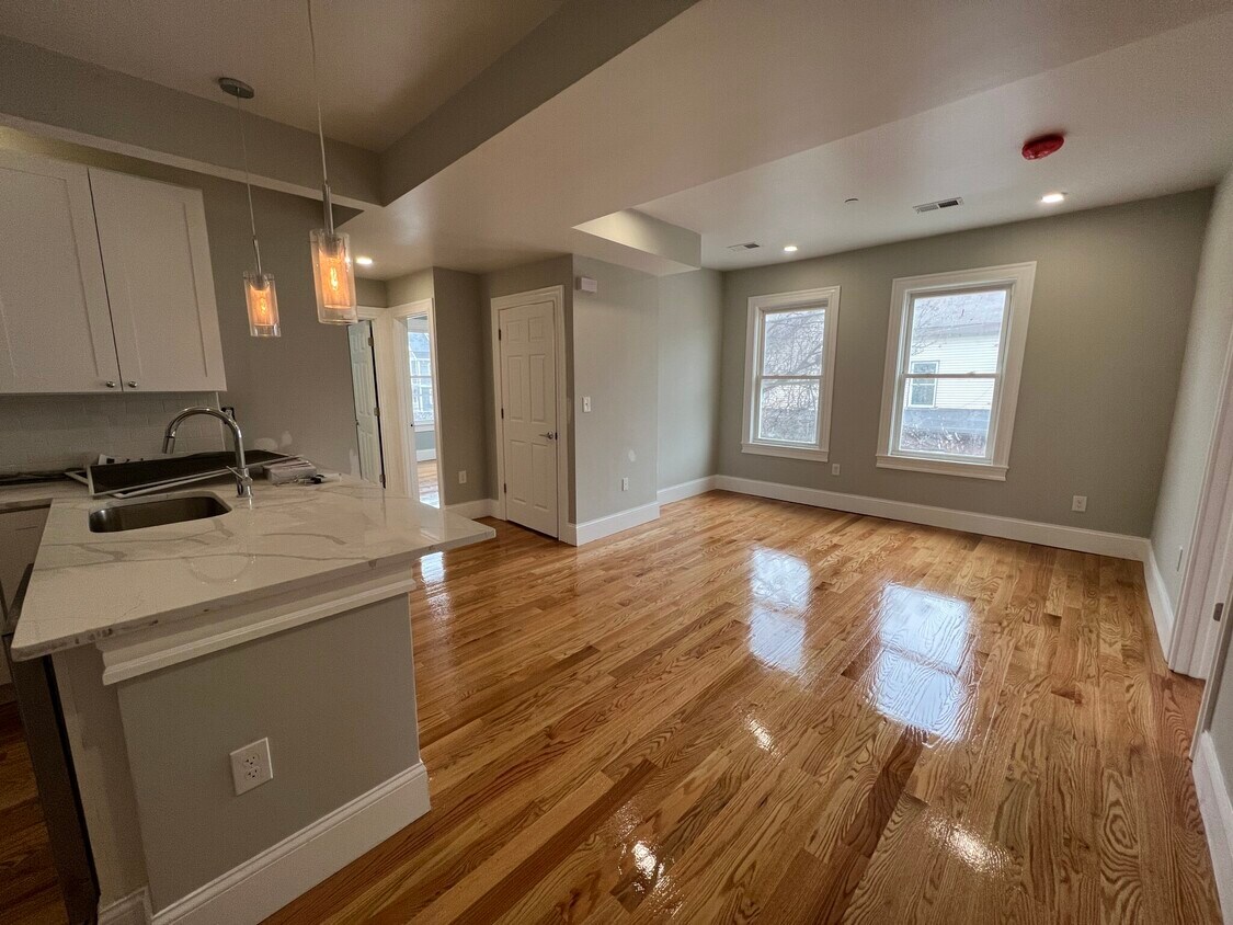 Foto principal - 166 Pearl St