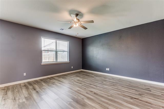 Foto del edificio - 7457 Thunder River Rd