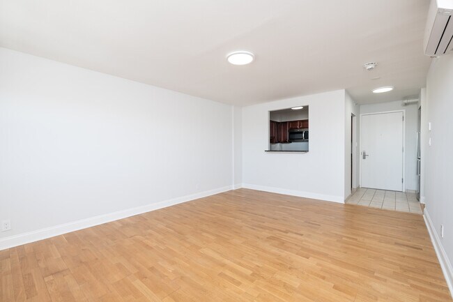 Foto del edificio - 1400 Columbia Rd
