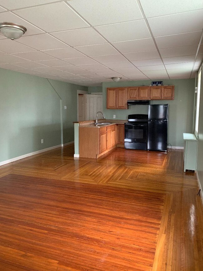 432 W Main St Unit 1, Bloomsburg, PA 17815 Apartments in Bloomsburg, PA