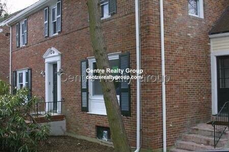 Primary Photo - 165 Longwood Ave