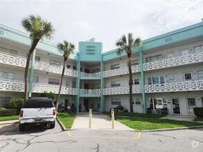 Building Photo - 2456 Ecuadorian Way