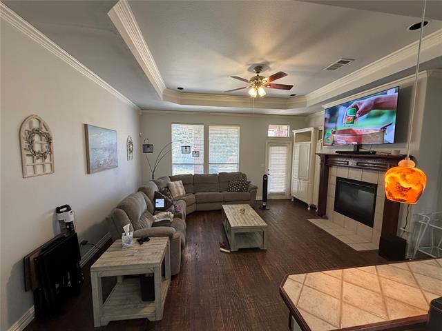 Foto del edificio - 703 Chandler Ct