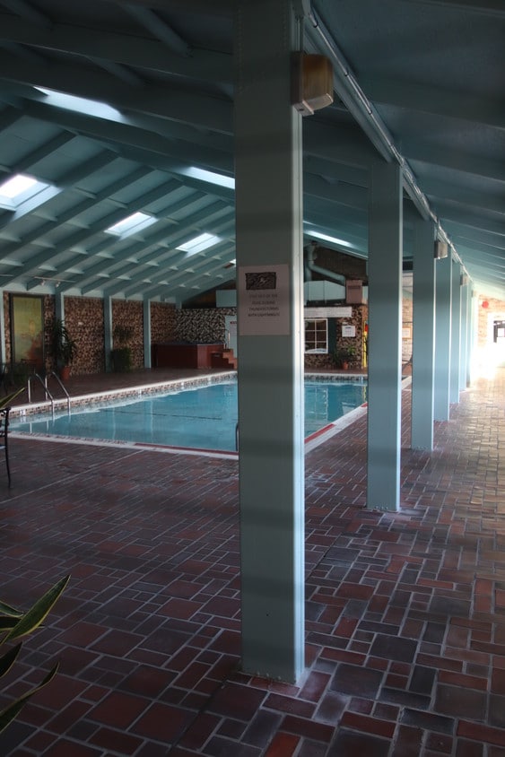 2120 Greentree Rd Unit 311, Pittsburgh, PA 15220 Condo for Rent in Pittsburgh, PA