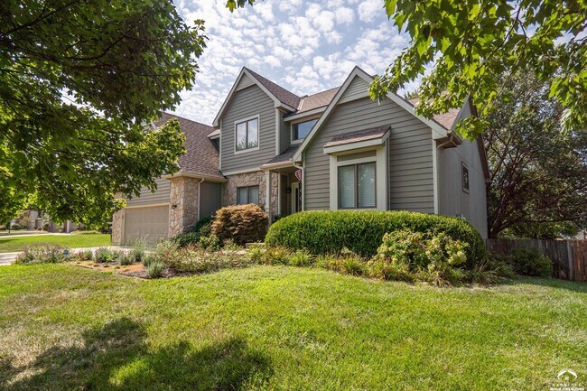 Building Photo - 1101 Stonecreek Dr